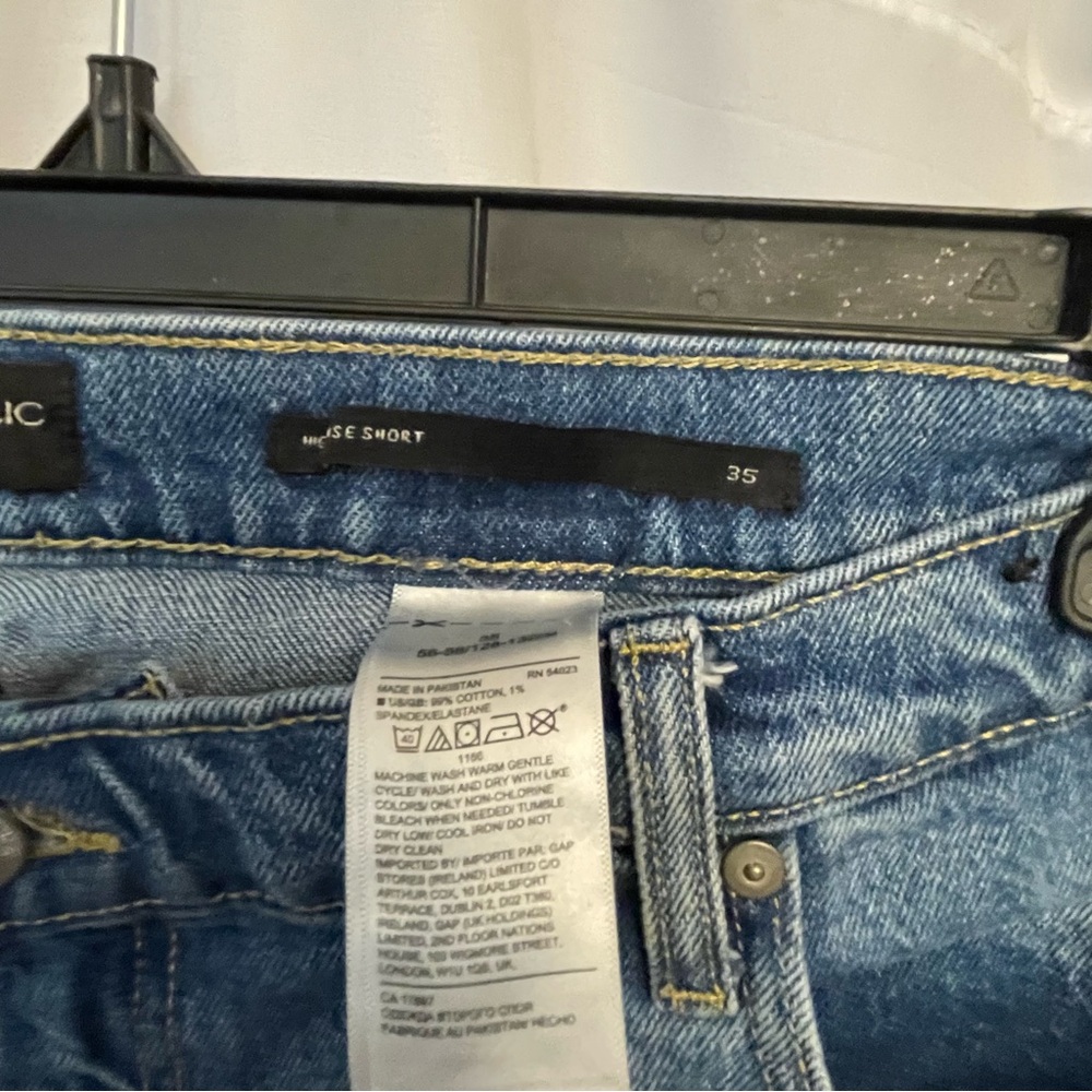 Banana Republic Blue Jean Shorts Cuffed Hem - Picture 4 of 4